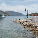 Peter's Paradise * Telendos